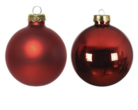16 Red Shiny & Matt Glass Baubles 3.5cm (d) - image 2