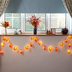 Acorn & Leaf Light Set - 20 Battery Powered Autumnal Lights