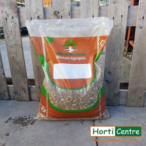 Alpine Grit Gravel 4-6mm Large Bag - image 2