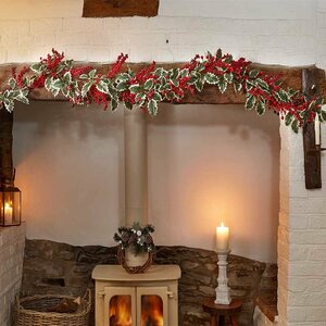HollyBerry Garland - 180cm