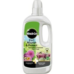 Miracle-Gro® 2 in 1 Nourish & Protect Seaweed Plant Food 800ml