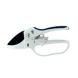 Spear & Jackson Compact Ratchet Secateurs - image 1